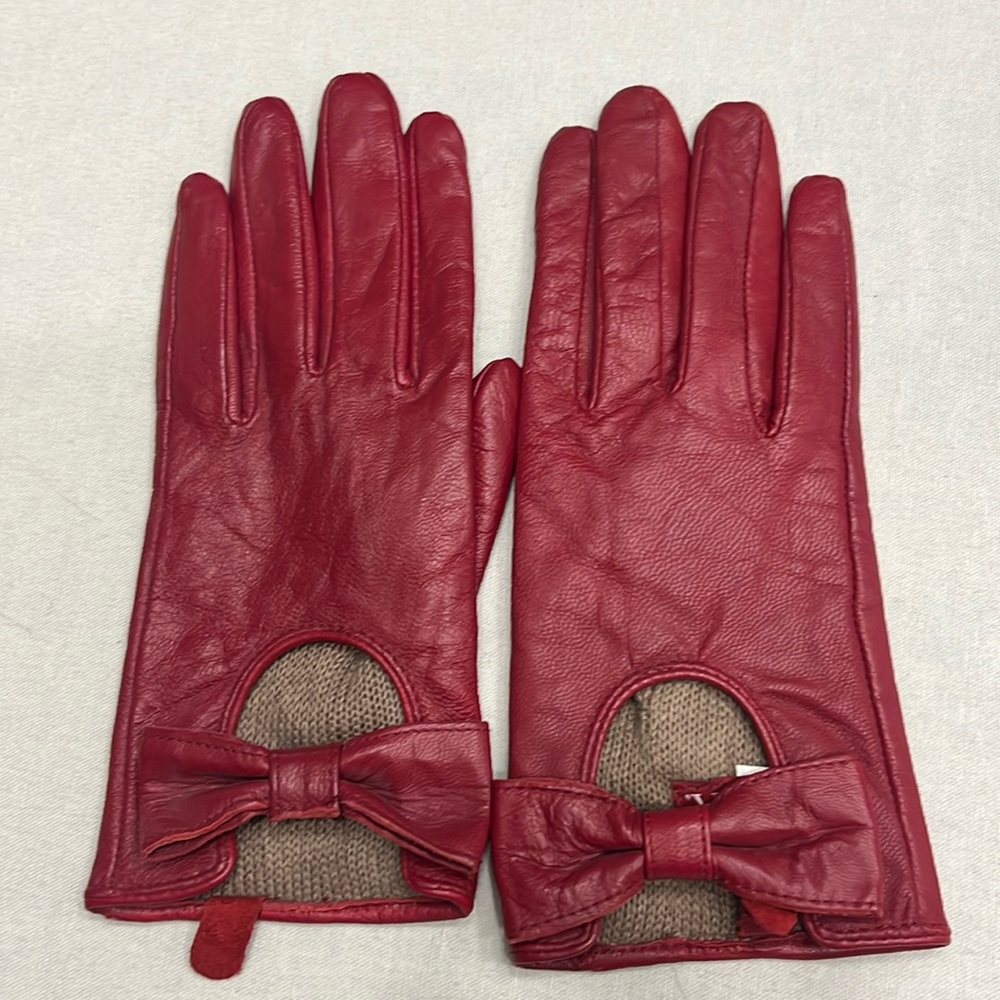 Merona Faux Leather gloves